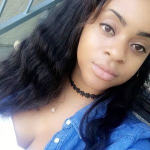 Meet your Posher, Chiana